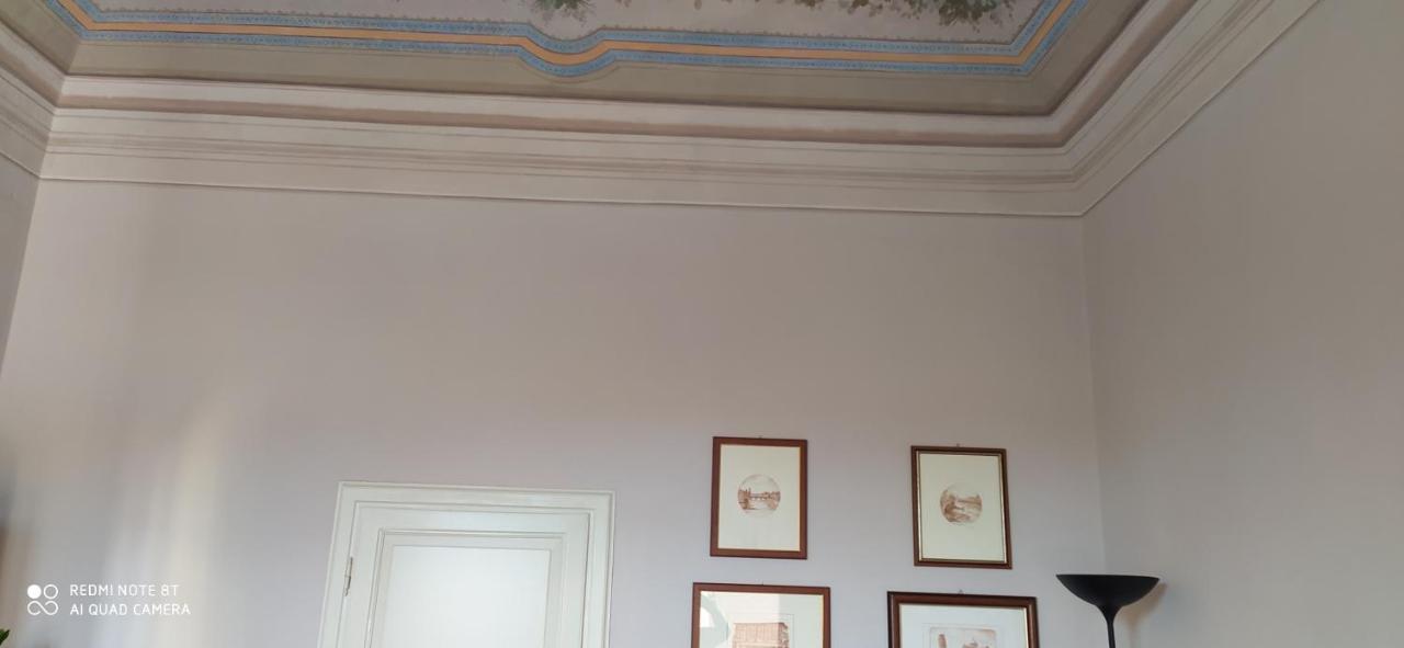 Desiderio Apartment Pisa Bagian luar foto