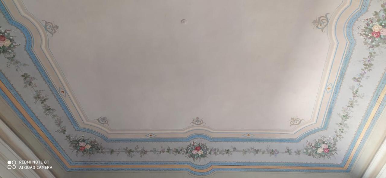 Desiderio Apartment Pisa Bagian luar foto