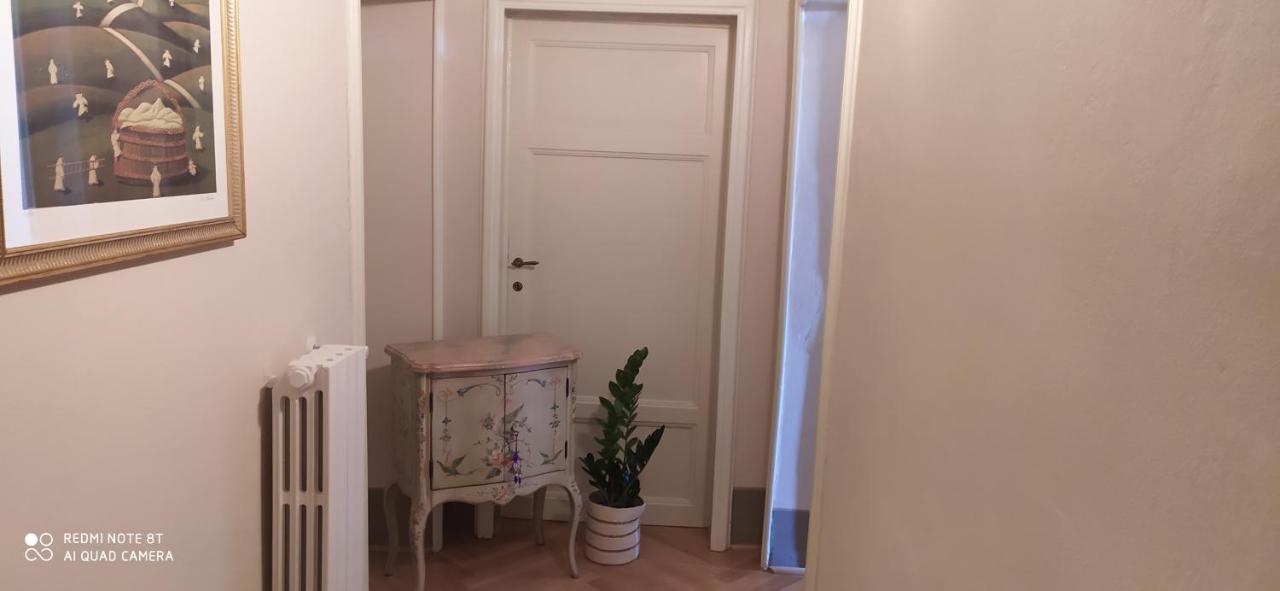 Desiderio Apartment Pisa Bagian luar foto